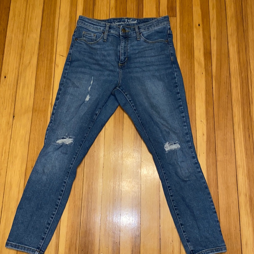 Universal Thread Jeans
